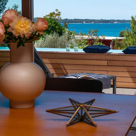 Casa Arbor Blanco * 파자나